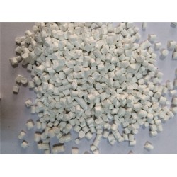 買(mǎi)質(zhì)量硬的注塑填充母料，華星超微礦粉是您優(yōu)先的選擇  ：色母料